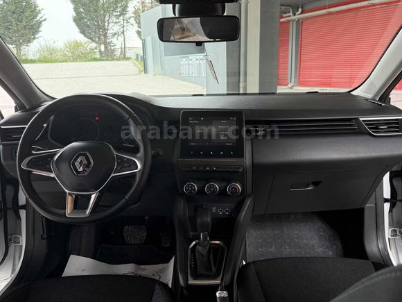 2023 CLIO TOUCH HATASIZ DEĞİŞENSİZ SADECE1 PARÇA BOYALI DÜŞÜK KM