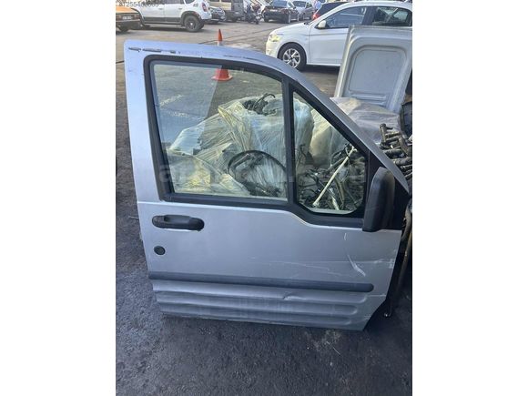 FORD CONNET SAĞ ÖN KAPI SÖKME DOLU