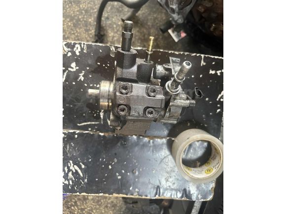 Ford custom mazot pompası