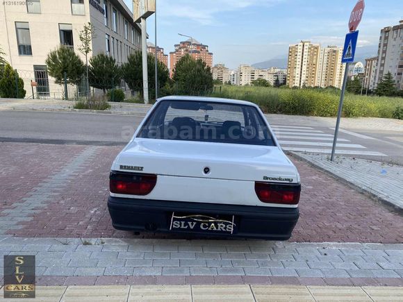 SLV CAR 'DAN RENAULT BRODWAY