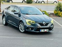 Sahibinden Renault Megane 4 1.5 dCi Touch 2017 Model  262.000 km Gri (titanyum)