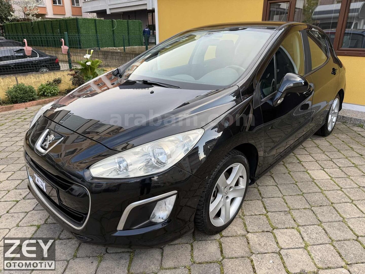 Galeriden Peugeot 308 1.6 HDi Access 2011 Model Ordu 191.000 km Siyah 4