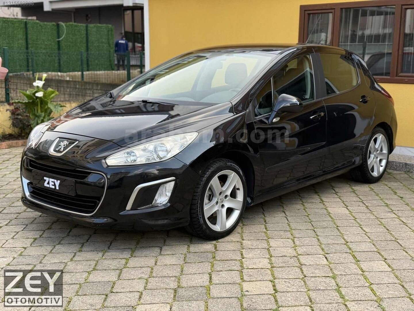 Galeriden Peugeot 308 1.6 HDi Access 2011 Model Ordu 191.000 km Siyah 2