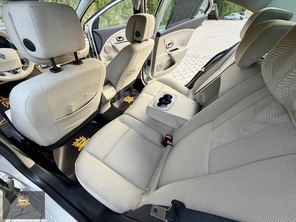 DEĞİŞENSİZ OTOMATİK FLUENCE 1.6