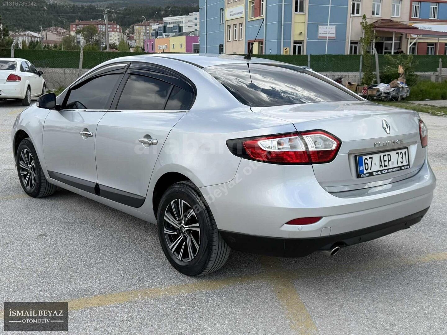 Galeriden Renault Fluence 1.6 Business 2010 Model Kütahya 142.900 km Gri 6