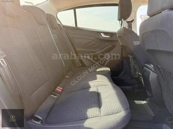 FORD FOCUS 2020 MODEL TİTANYUM 155 BİN KM OTOMATİK (K.K TAKSİT)