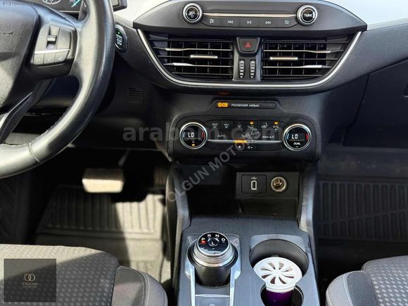 FORD FOCUS 2020 MODEL TİTANYUM 155 BİN KM OTOMATİK (K.K TAKSİT)