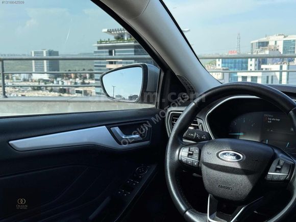 FORD FOCUS 2020 MODEL TİTANYUM 155 BİN KM OTOMATİK (K.K TAKSİT)