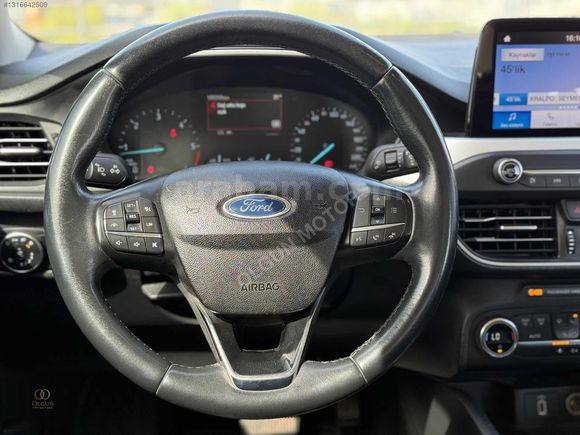 FORD FOCUS 2020 MODEL TİTANYUM 155 BİN KM OTOMATİK (K.K TAKSİT)