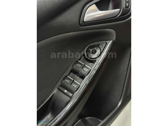 DELİL'DEN 2018 FORD FOCUS TITANIUM DEĞİŞENSİZ OTOPARK DİZEL OTM