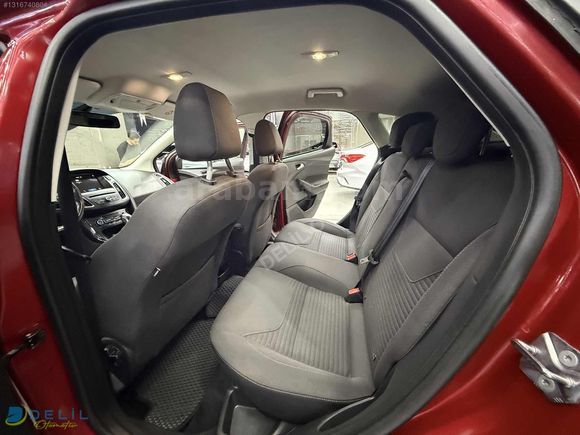 DELİL'DEN 2018 FORD FOCUS TITANIUM DEĞİŞENSİZ OTOPARK DİZEL OTM
