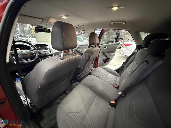 DELİL'DEN 2018 FORD FOCUS TITANIUM DEĞİŞENSİZ OTOPARK DİZEL OTM