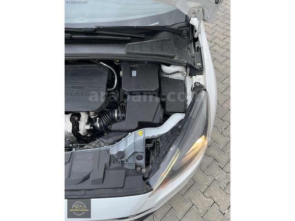KOÇYİĞİT&MOTORS'DAN FORD-FOCUS-TİTANİUM-1.5 TDCİ-120HP-MANUEL