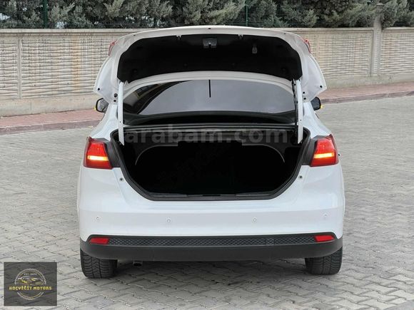 KOÇYİĞİT&MOTORS'DAN FORD-FOCUS-TİTANİUM-1.5 TDCİ-120HP-MANUEL