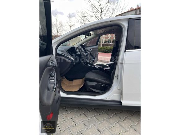 KOÇYİĞİT&MOTORS'DAN FORD-FOCUS-TİTANİUM-1.5 TDCİ-120HP-MANUEL