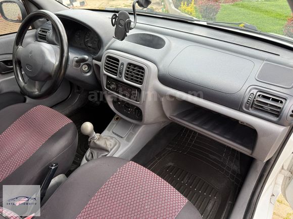 2001 Clio 1.4 Lpg Değişensiz-2 Parça Boya-Masrafsız