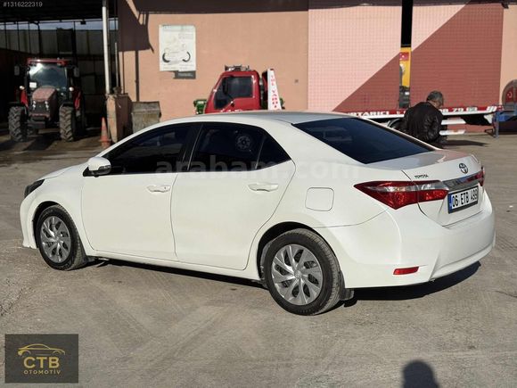 2014 DİZEL OTOMATİK DEĞİŞENSİZ COROLLA