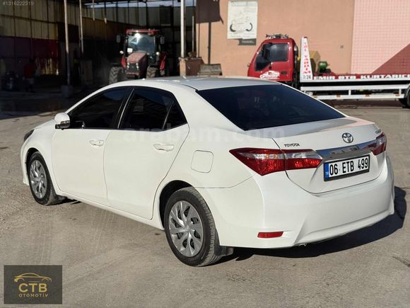 2014 DİZEL OTOMATİK DEĞİŞENSİZ COROLLA