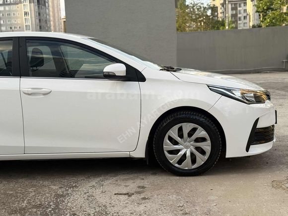 2017 COROLLA YENİ KASA 1.4 D-4D TOUCH DİZEL OTM 73 BİN KM DE