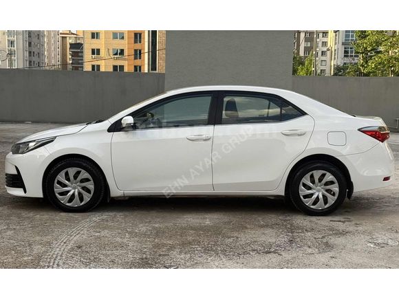 2017 COROLLA YENİ KASA 1.4 D-4D TOUCH DİZEL OTM 73 BİN KM DE