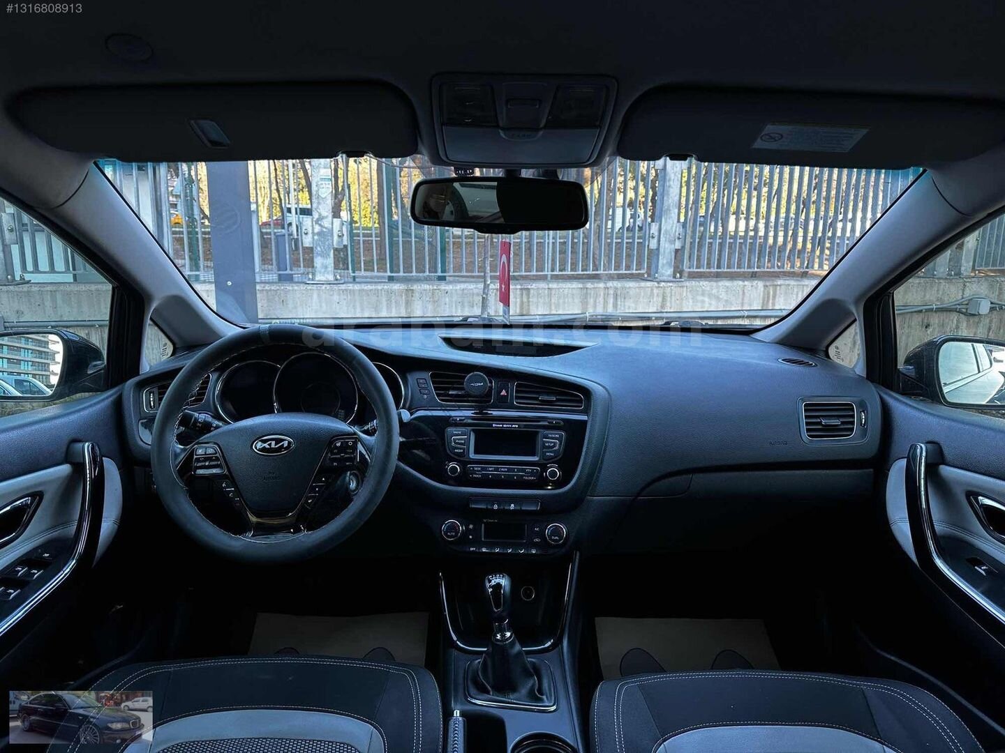 Galeriden Kia Ceed 1.6 CRDi Concept 2012 Model İstanbul 289.000 km Siyah 3