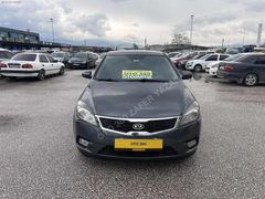 GALERİ OTO 380 DEN OTOMATİK KİA CEED