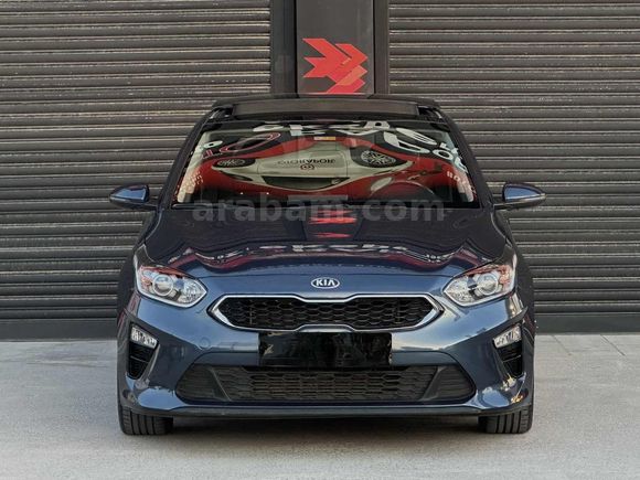 İLK SAHİP !-CAM TAVAN-2020-KIA CEE'D-1.6 CRDI-ELEGANCE-OTOMATİK