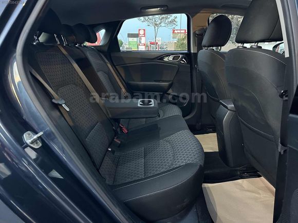 İLK SAHİP !-CAM TAVAN-2020-KIA CEE'D-1.6 CRDI-ELEGANCE-OTOMATİK