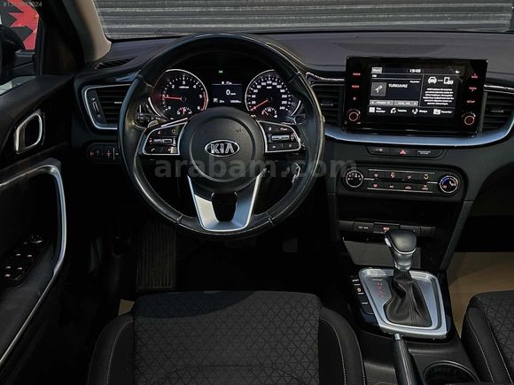 İLK SAHİP !-CAM TAVAN-2020-KIA CEE'D-1.6 CRDI-ELEGANCE-OTOMATİK