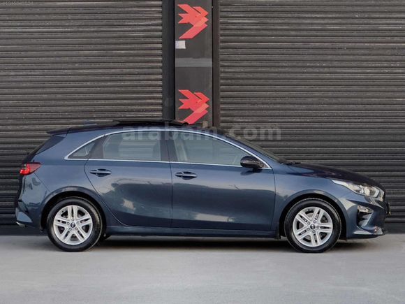 İLK SAHİP !-CAM TAVAN-2020-KIA CEE'D-1.6 CRDI-ELEGANCE-OTOMATİK