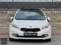 2015 MODEL 65.000 KMDE HATASIZ BOYASIZ TRAMERSİZ CAM TAVAN FULL