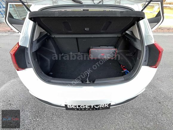 2015 MODEL 65.000 KMDE HATASIZ BOYASIZ TRAMERSİZ CAM TAVAN FULL