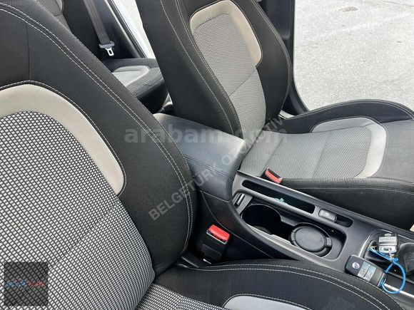 2015 MODEL 65.000 KMDE HATASIZ BOYASIZ TRAMERSİZ CAM TAVAN FULL