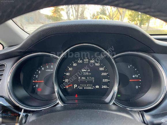 2015 MODEL 65.000 KMDE HATASIZ BOYASIZ TRAMERSİZ CAM TAVAN FULL