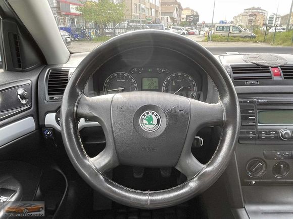 SKODA OCTAVİA 1.6 AMBİANTE LPG