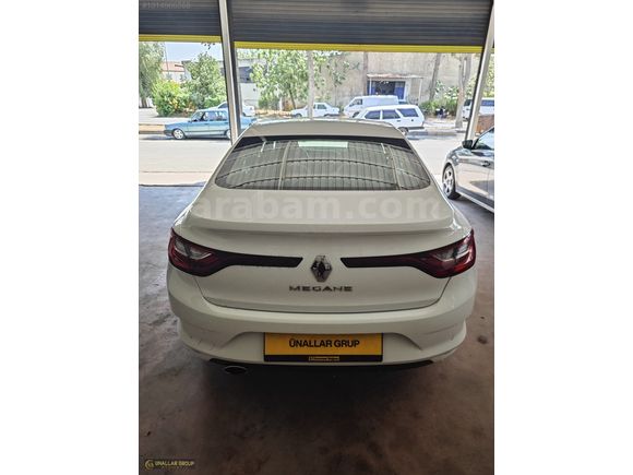 ÜNALLAR GROUP DAN HATASIZ BOYASIZ MEGANE 4 OTOMATİK