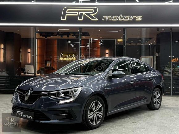 2023 ÇIKIŞLI RENAULT MEGANE 1.5 DCI TOUCH *GERİ GÖRÜŞ/CARPLAY*