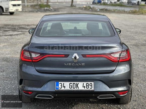 2022 MEGANE 90.000 KM'DE HATASIZ SERVİS BAKIMLI