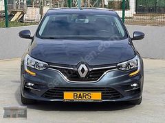 2023 ÇIKIŞLI MEGANE TOUCH OTOMATİK 92 BİN KM'DE ORJİNAL