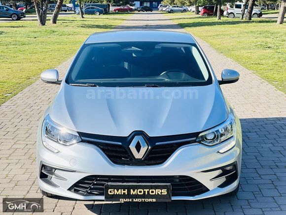 2024 RENAULT MEGANE 1.5 DCİ OTOMATİK 9 BİN KM SERVİS BAKIMLI