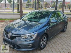 Boyasız -2022 Megane 1.5 Dci Touch Dizel Otomatik - 73.000 KM'DE