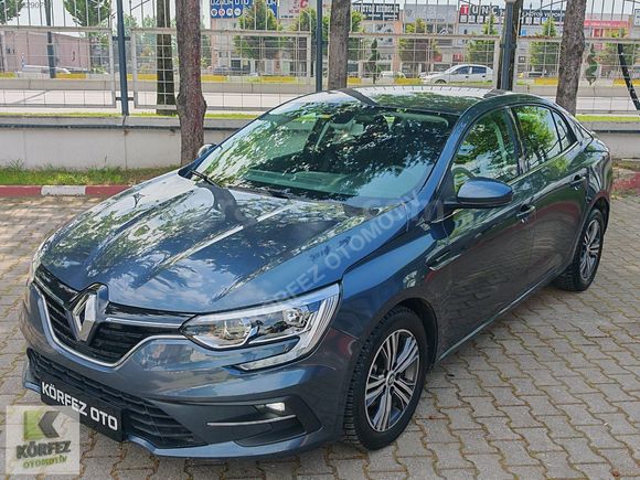 Boyasız -2022 Megane 1.5 Dci Touch Dizel Otomatik - 73.000 KM'DE