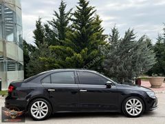 VW JETTA 1.6 TDI HİGHLİNE OTOMATİK VİTES KREDİ KARTINA TAKSİT