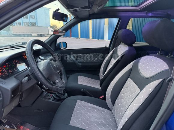 EMSA MOTORSTAN 1998 Renault Clio 1.4 RT