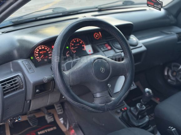 EMSA MOTORSTAN 1998 Renault Clio 1.4 RT