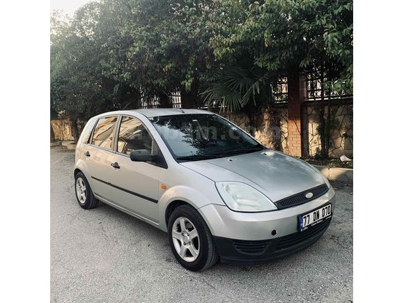 Sahibinden Ford Fiesta 1.4 TDCi Comfort 2003 Model  217.000 km Gri