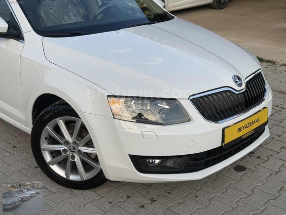 BEYAZSAKAL OTOMOTİVDEN DÜŞÜK KM EMSALSİZ TEMİZLİKTE STYLE CR