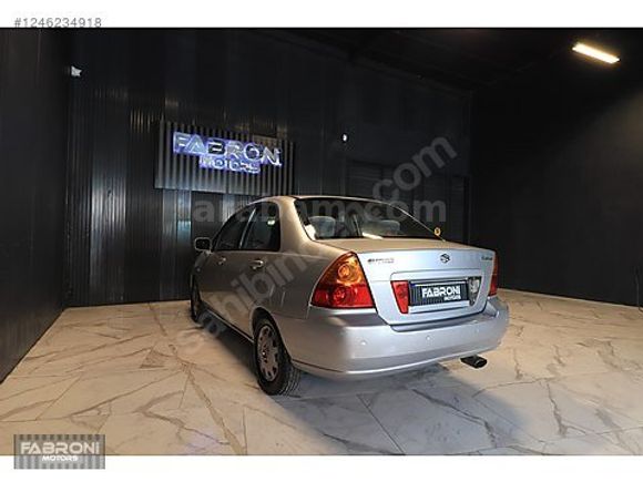 Galeriden Suzuki Liana 1.6 GLX 2002 Model İzmir 219.000 km Gri