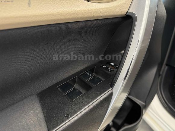 ERTEK'DEN 2015 COROLLA OTOMATİK BAKIMLI 0 MUAYNE AİLE ARACI