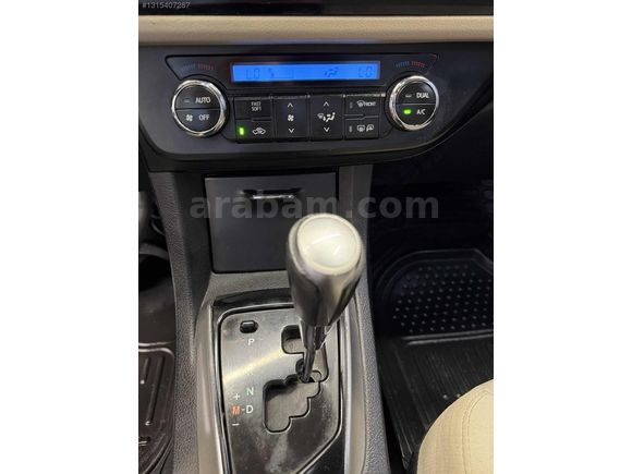 ERTEK'DEN 2015 COROLLA OTOMATİK BAKIMLI 0 MUAYNE AİLE ARACI